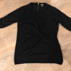 XS Black short sleeved sweater